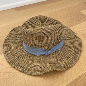 100% Raffia Scoop NYC Hat